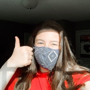 Meet your Posher, Avery